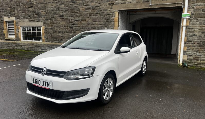 
								VW POLO 1.4 DSG 2010 full									