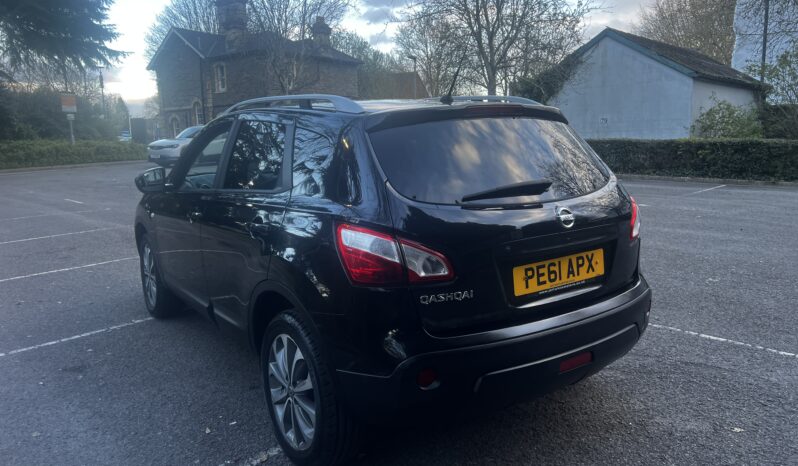 
								Nissan Qashqai Tekna 1.6 2011 full									