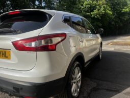 
										Nissan Qashqai 2014 full									