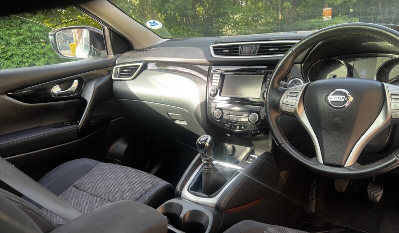 
								Nissan Qashqai 2014 full									