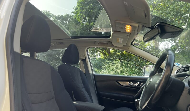 
								Nissan Qashqai 2014 full									