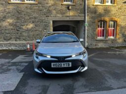 
										Toyota Corolla HYBRID full									