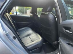 
										Toyota Corolla HYBRID full									