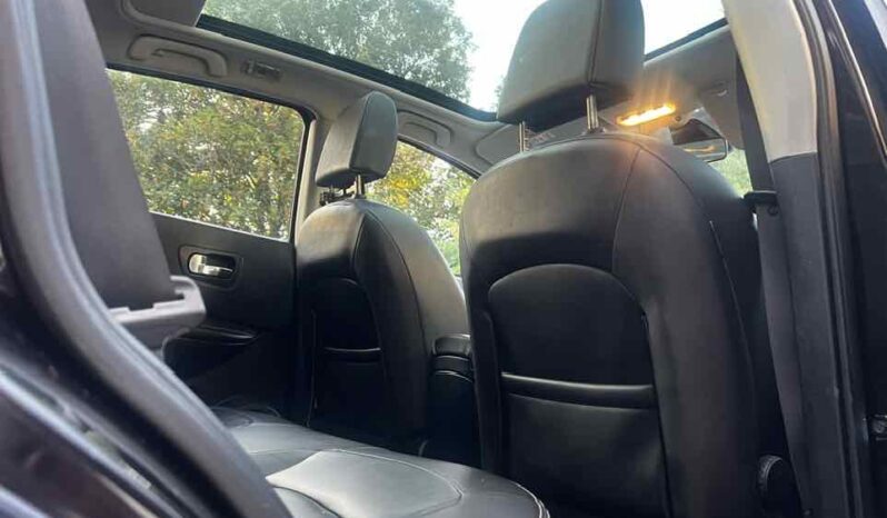 
								Nissan Qashqai full									