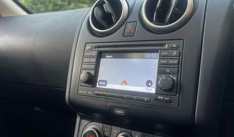 
								Nissan Qashqai full									