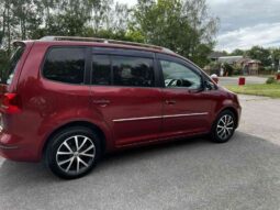 
										Volkswagen Touran DSG full									