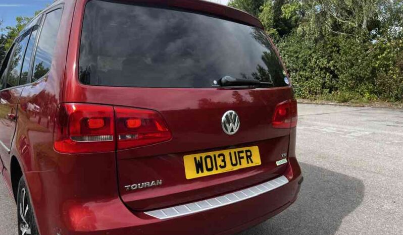 
								Volkswagen Touran DSG full									