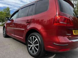 
										Volkswagen Touran DSG full									