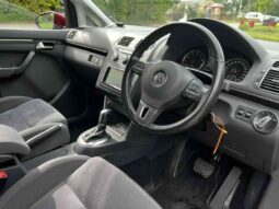 
										Volkswagen Touran DSG full									